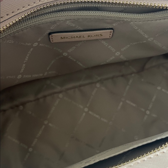 Michael Kors Selma Blush Saffiano Leather Satchel/Crossbody with Gold Hardware - Picture 10 of 10